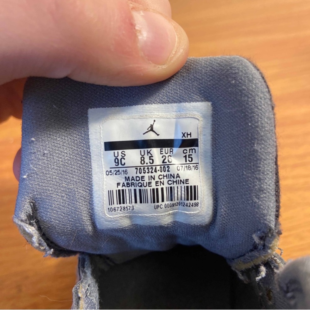 Jordan 1 High - Picture 7 of 9